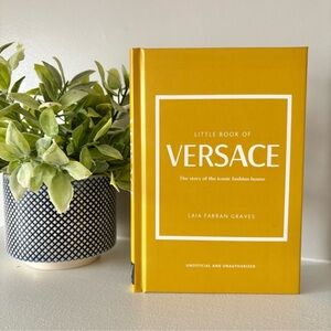 Book of Fashion House Book